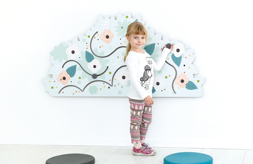 Fali vonalvezető - Virágos kert