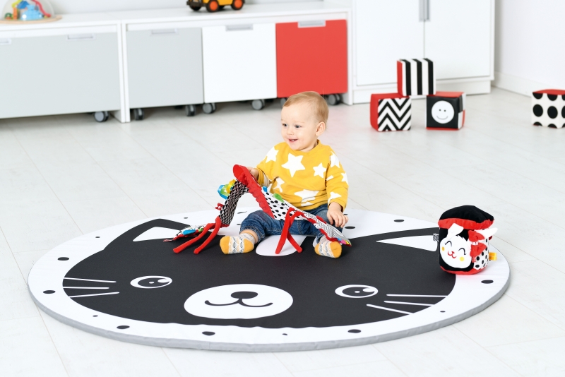 Puhasarok - Fekete-fehér cica tipegőmatrac 6 hó+