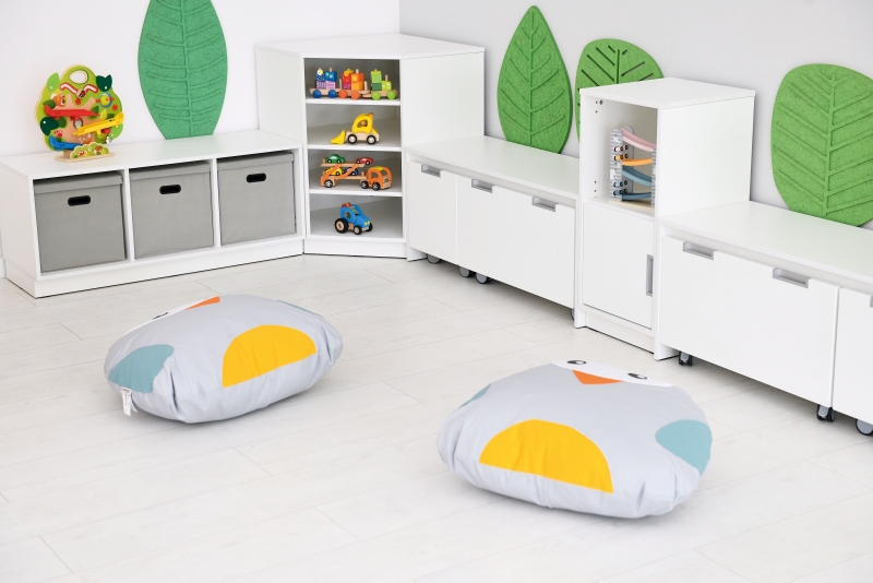 Padlópárna- madár 6 hó+